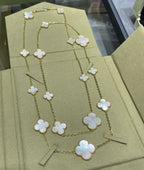 GlowCLOVER 16 MOTIF WHITE MOP GOLD NECKLACE