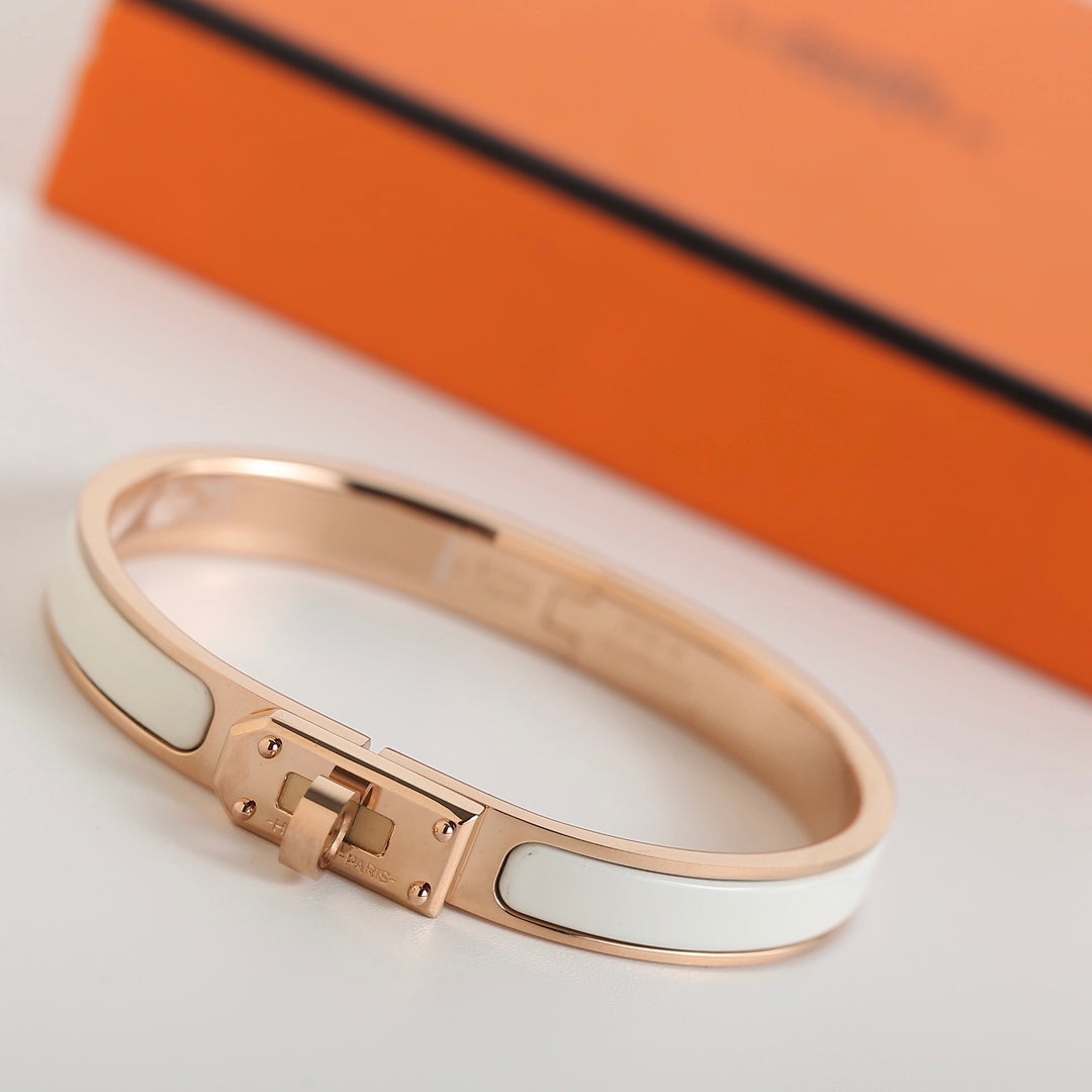 GlowHM KELLY WHITE BRACELET