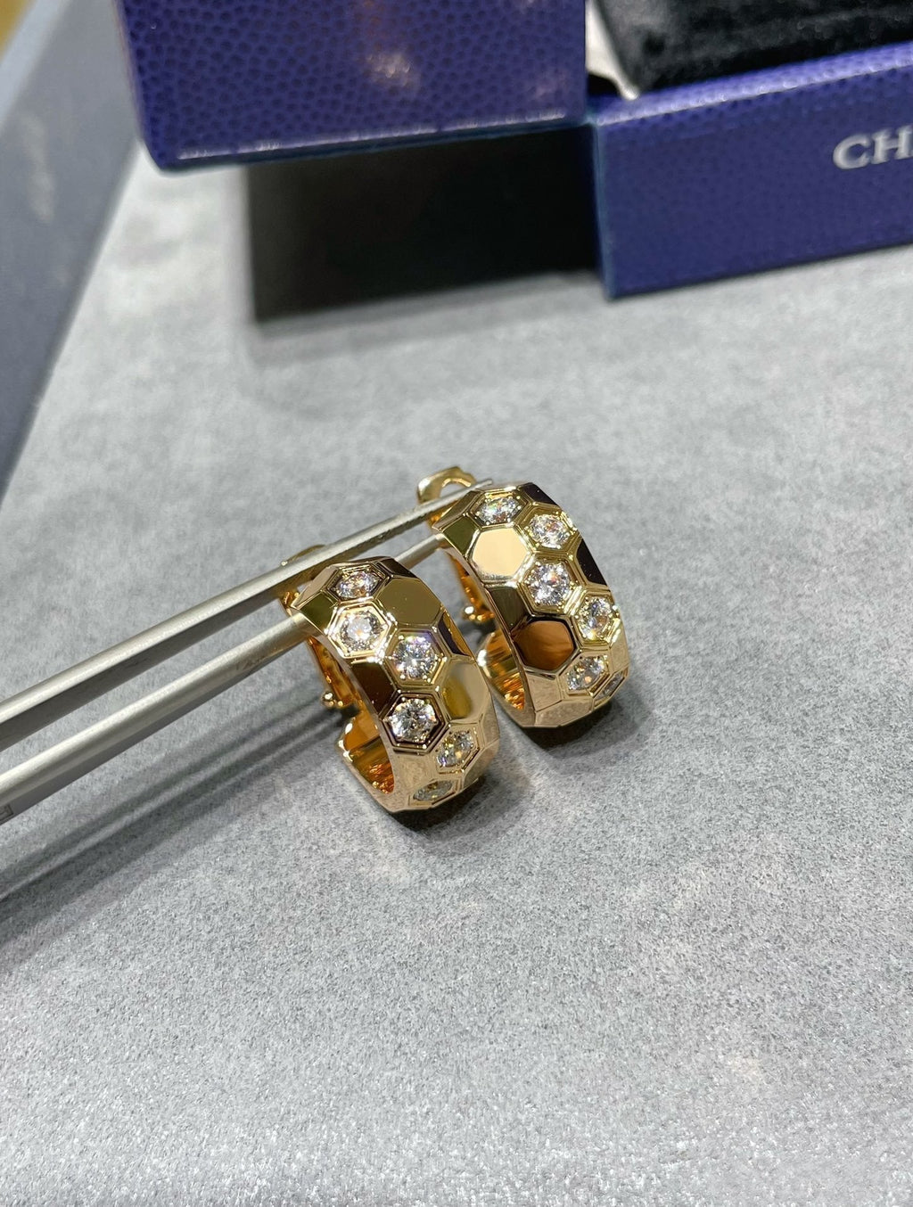 GlowBEE LOVE DIAMOND HOOP EARRINGS