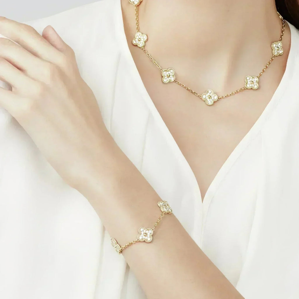 GlowCLOVER 5 MOTIFS  FULL DIAMOND BRACELET