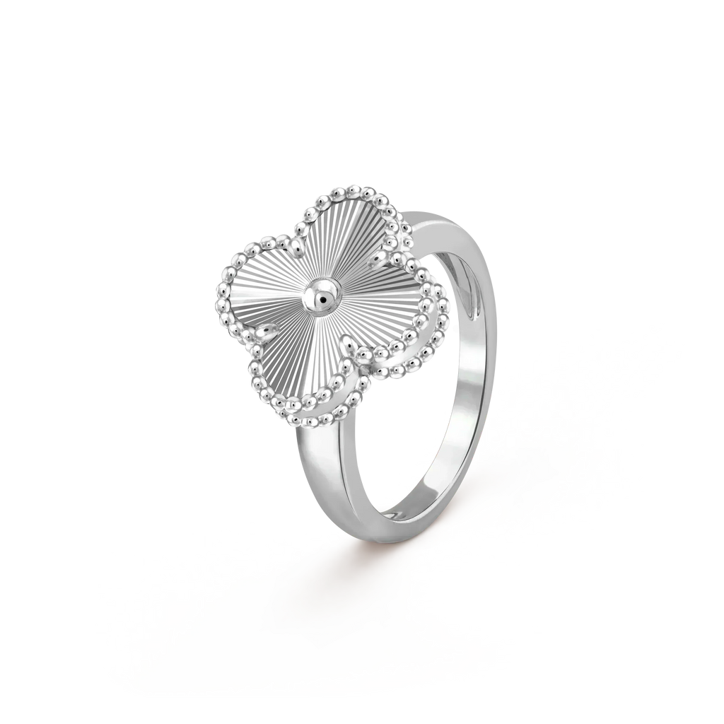 GlowCLOVER SILVER RING