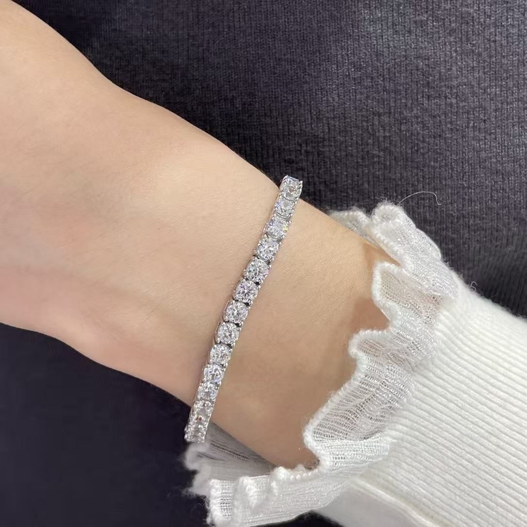 [Glow]TENNIS BRACELET WITH FULL DIAMOND SETTING