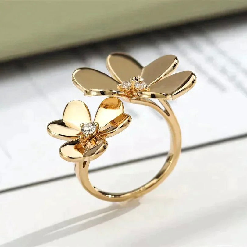 GlowCLOVER COMOS GOLD DIAMOND RING