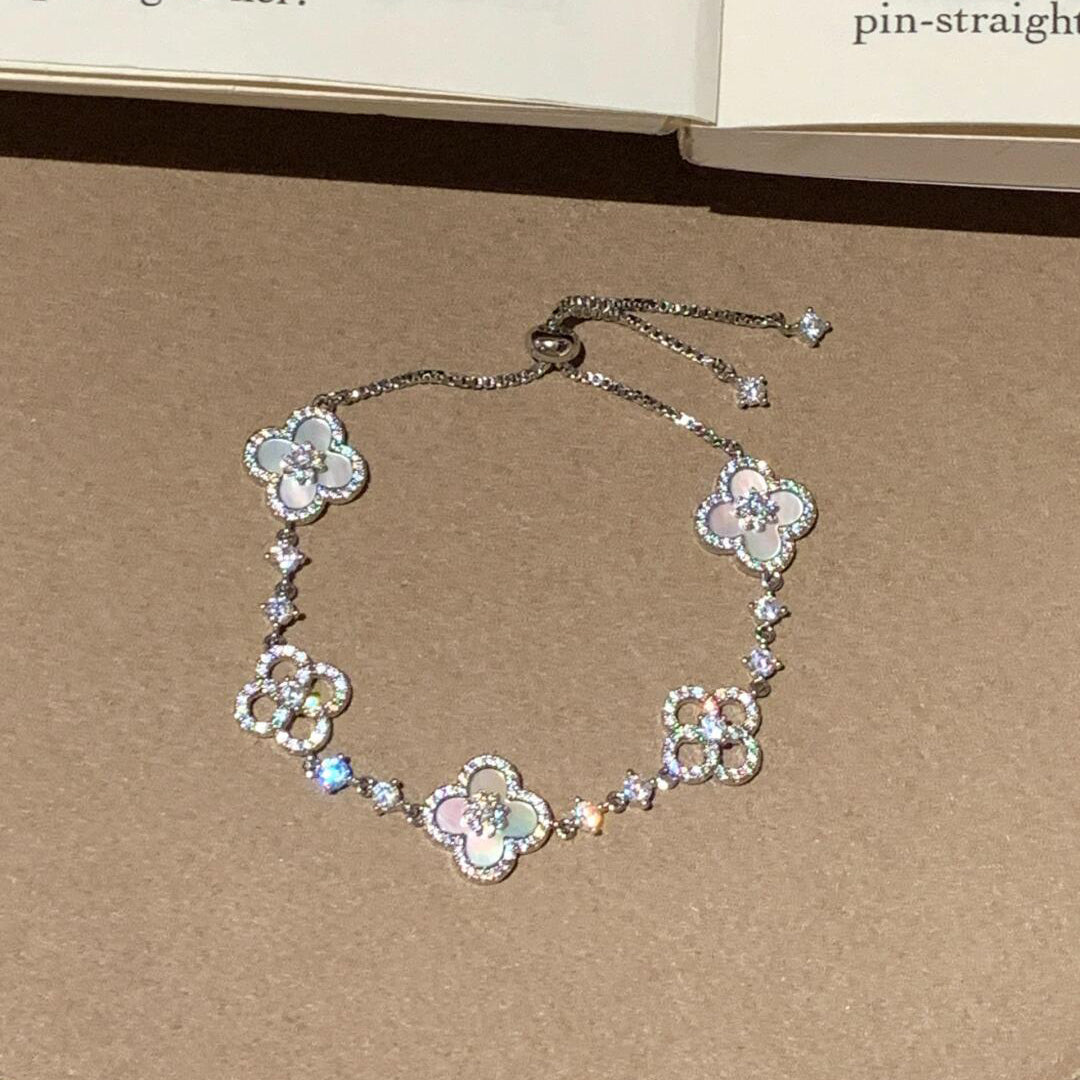 GlowCLOVER 5 MOTIF PINK BLUE RED WHITE BRACELET