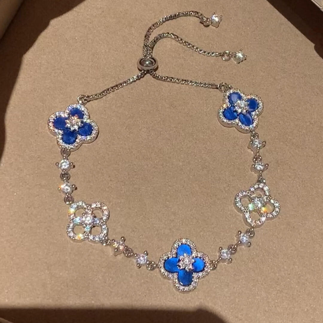 GlowCLOVER 5 MOTIF PINK BLUE RED WHITE BRACELET