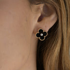 GlowCLOVER MEDIUM 1 MOTIFS ONYX DIAMOND EARRINGS