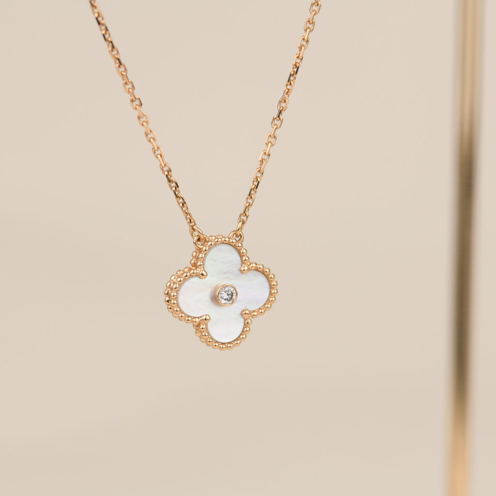 GlowCLOVER 15MM DIAMOND WHITE FRITILLARIA NECKLACE