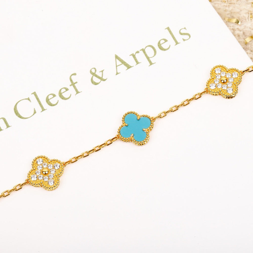 GlowCLOVER 5 MOTIF TURQUOISE DIAMOND GOLD BRACELET