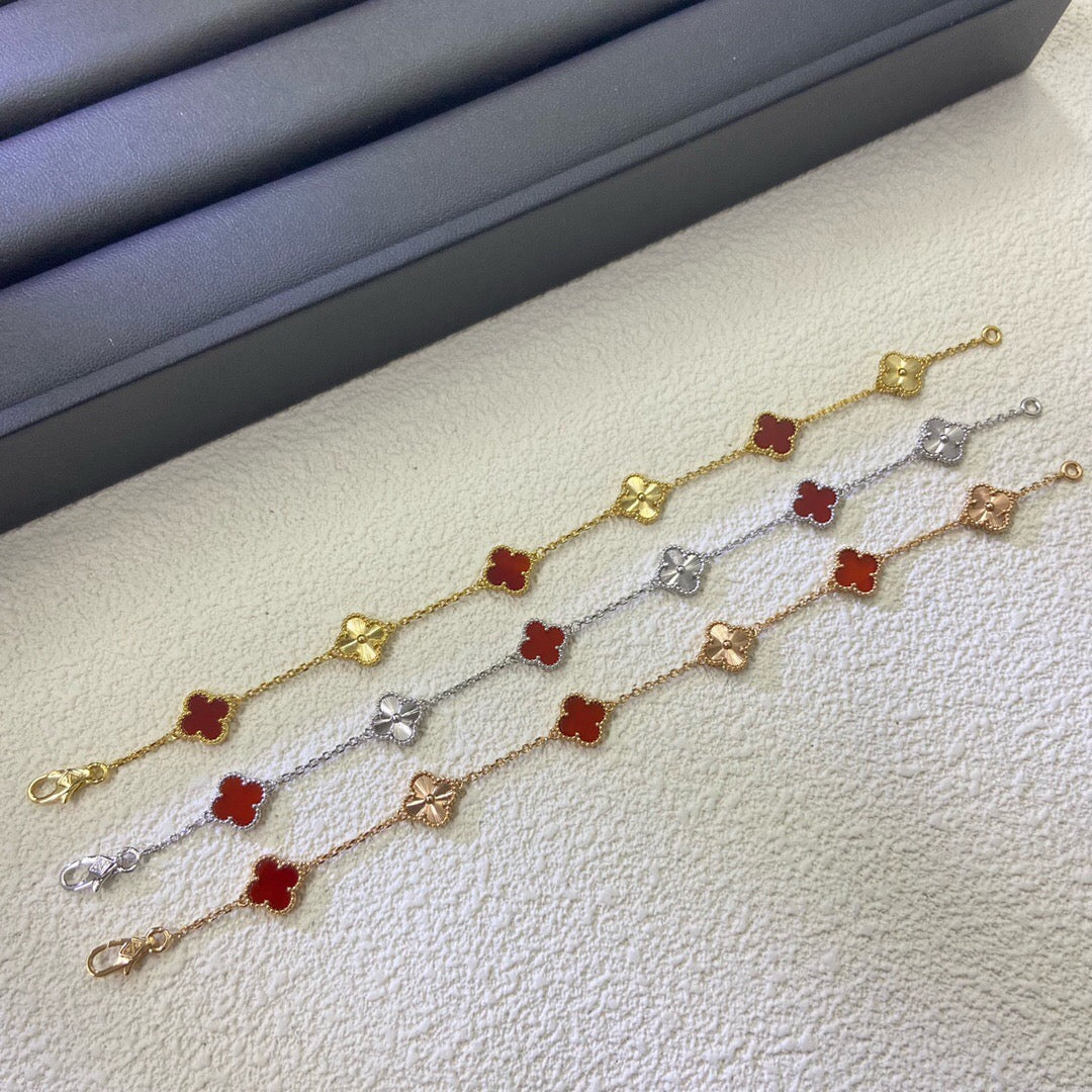 [Glow]CLOVER 6 MOTIF RED AGATE LASER BRACELET