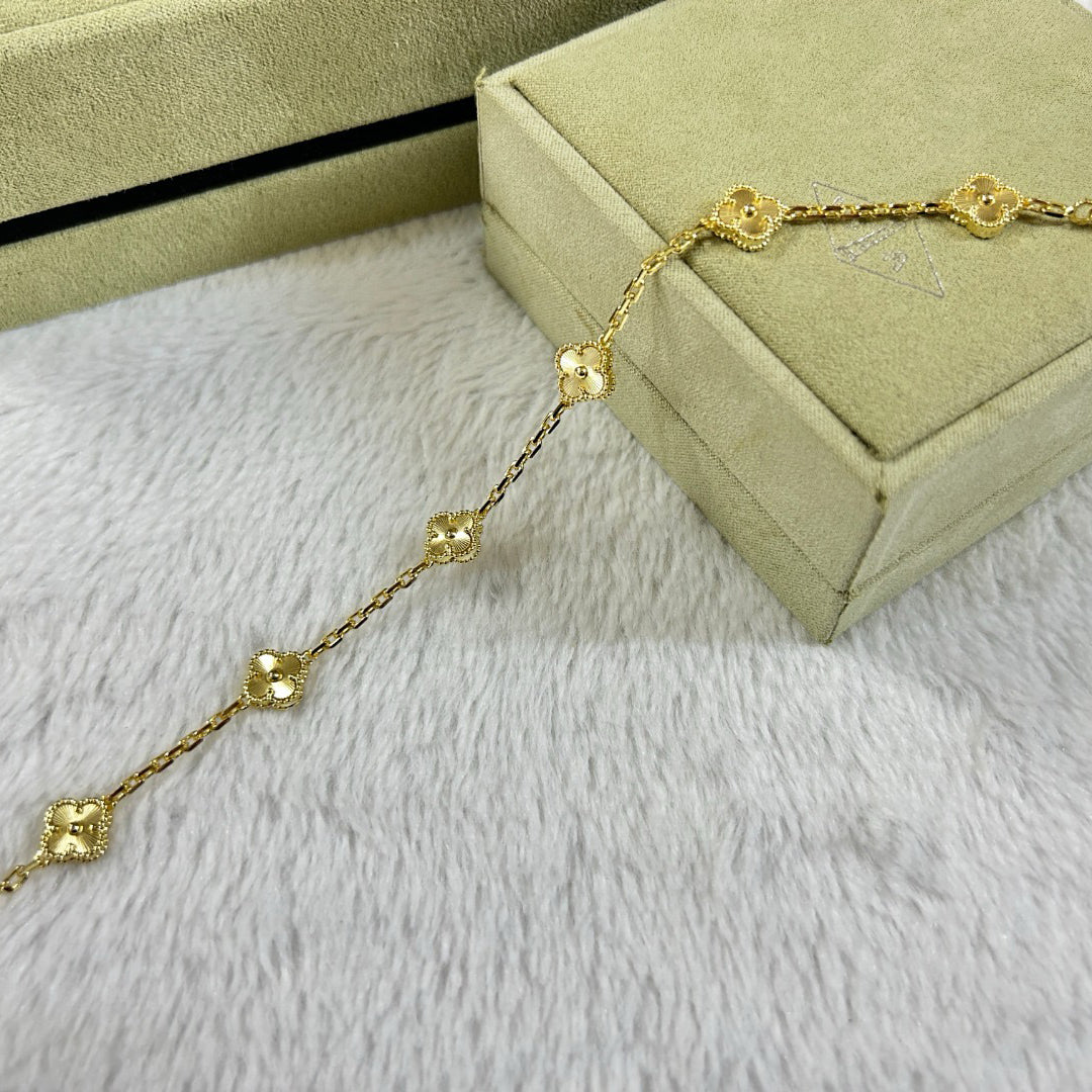 [Glow]CLOVER 6 MOTIF DIAMOND BRACELET