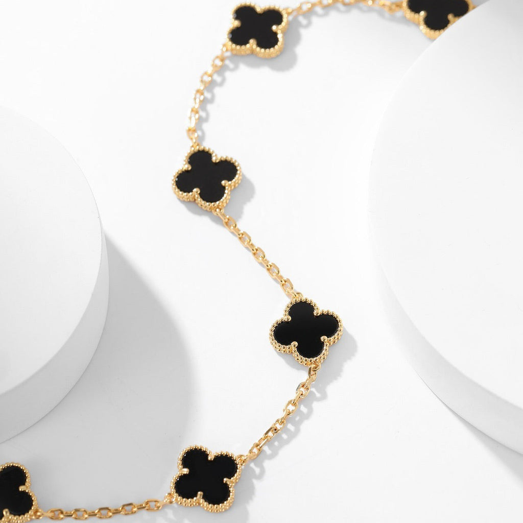 GlowCLOVER 10 MOTIFS ONYX NECKLACE