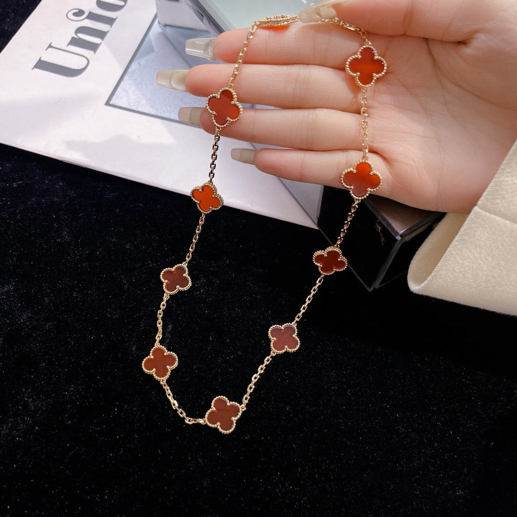 GlowCLOVER 10 MOTIFS CARNELIAN NECKLACE