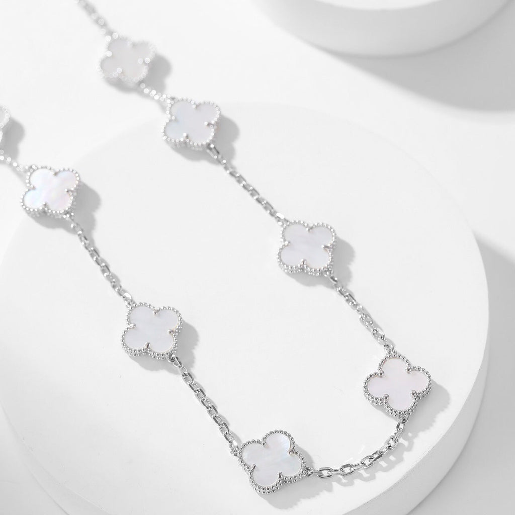 GlowCLOVER 10 MOTIFS WHITE MOTHER OF PEARL NECKLACE