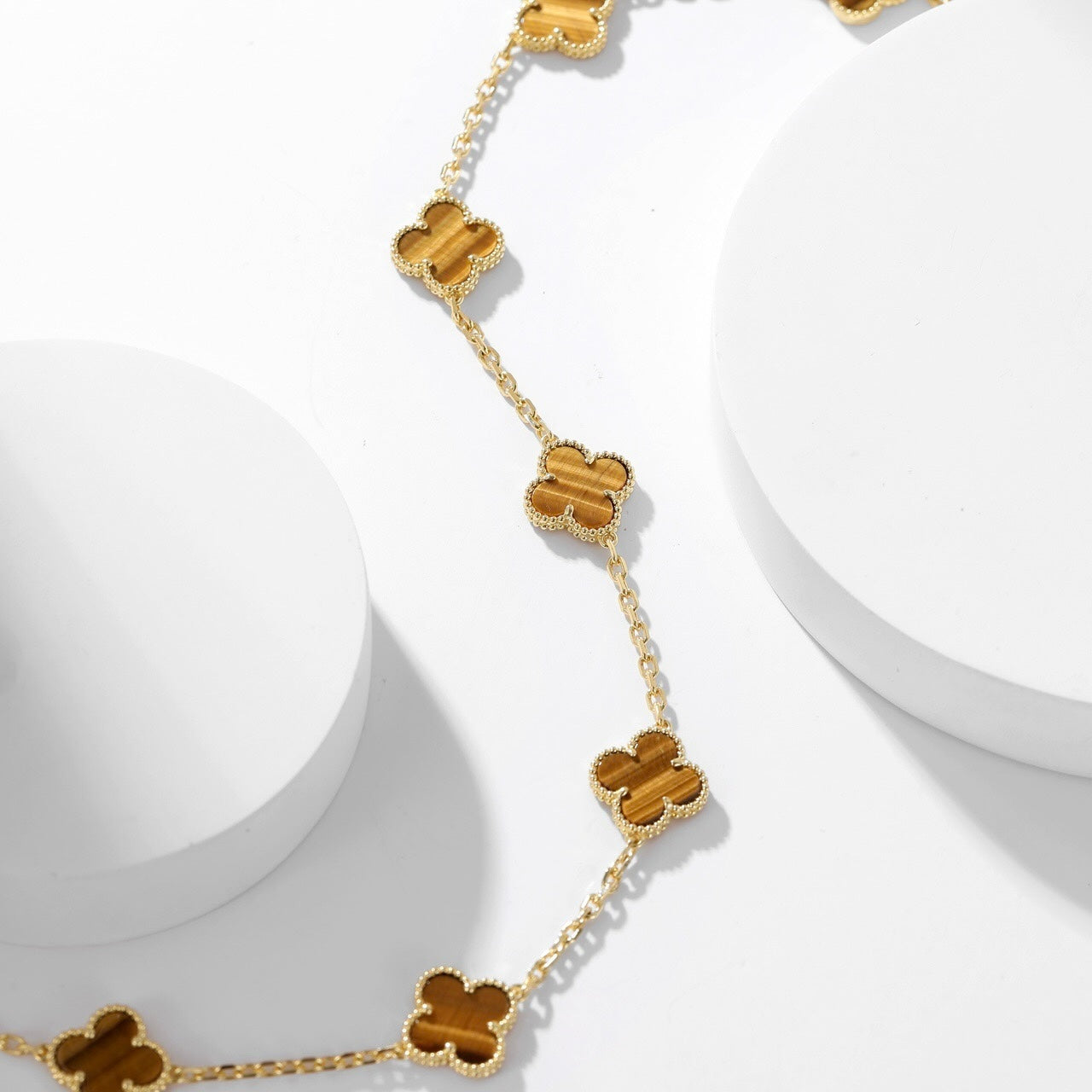 GlowCLOVER 10 MOTIFS TIGER EYE NECKLACE