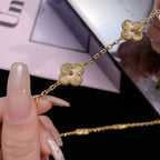 GlowCLOVER 10 MOTIFS LASER NECKLACE