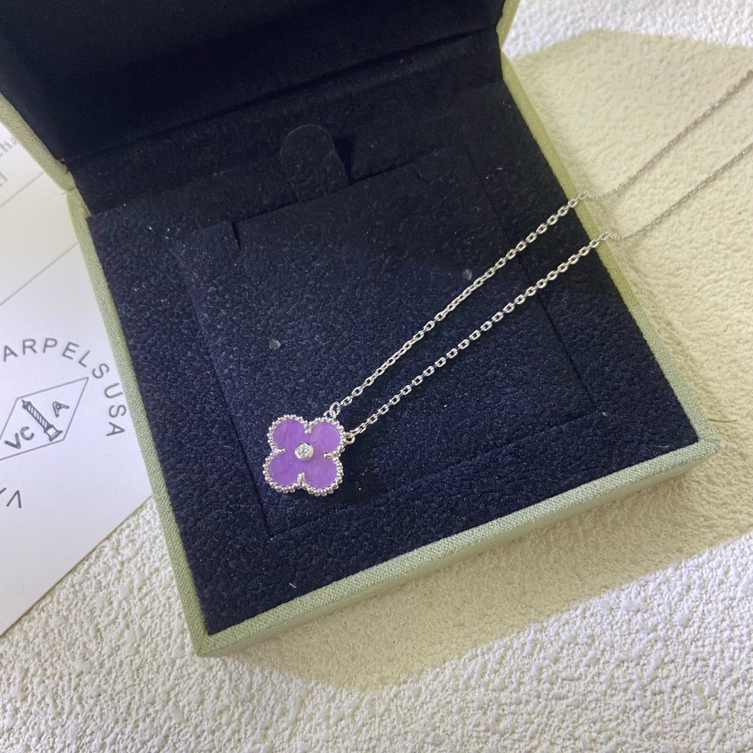 GlowCLOVER 15MM DIAMOND  PURPLE VIOLET NECKLACE
