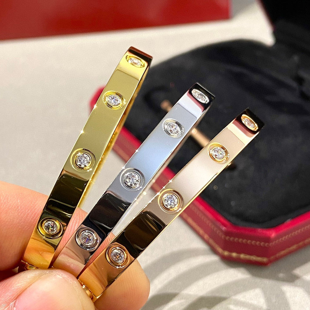 GlowLOVE BRACELET 6.1MM 10 DIAMONDS