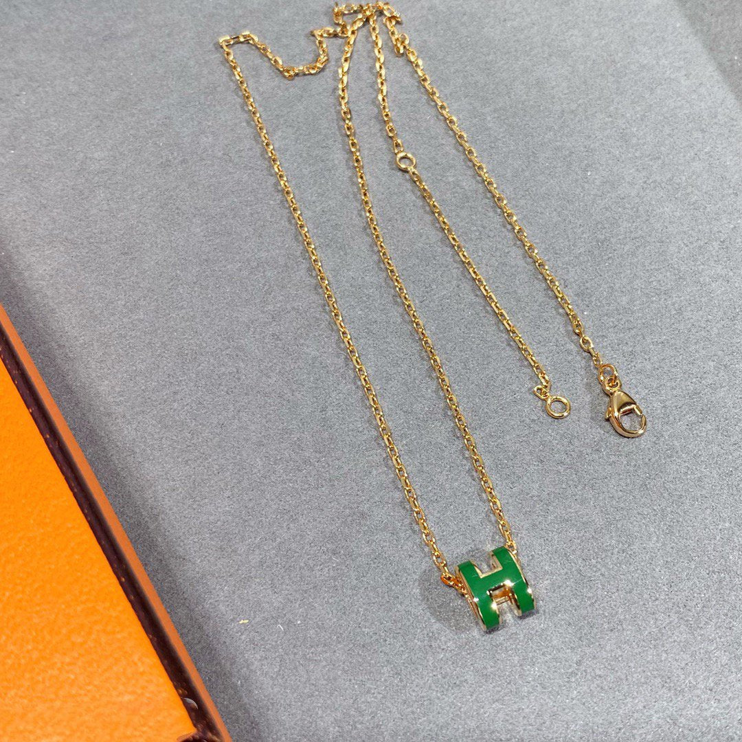 GlowPOP H GREEN NECKLACE SILVER AND GOLD