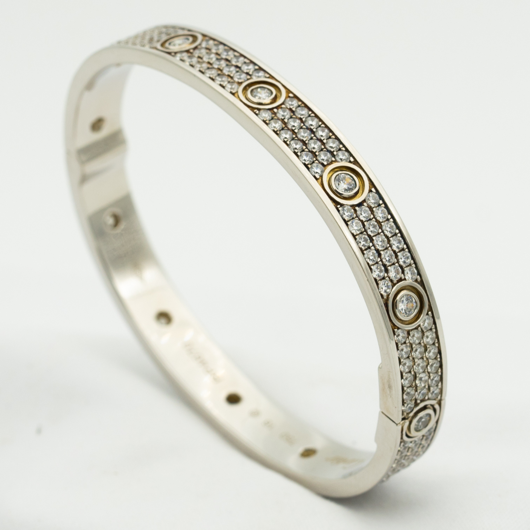 GlowLOVE BRACELET 6.1MM DIAMOND-PAVED 10 BIG DIAMONDS