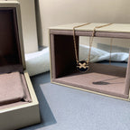 GlowJEUX DE PINK GOLD DIAMOND NECKLACE