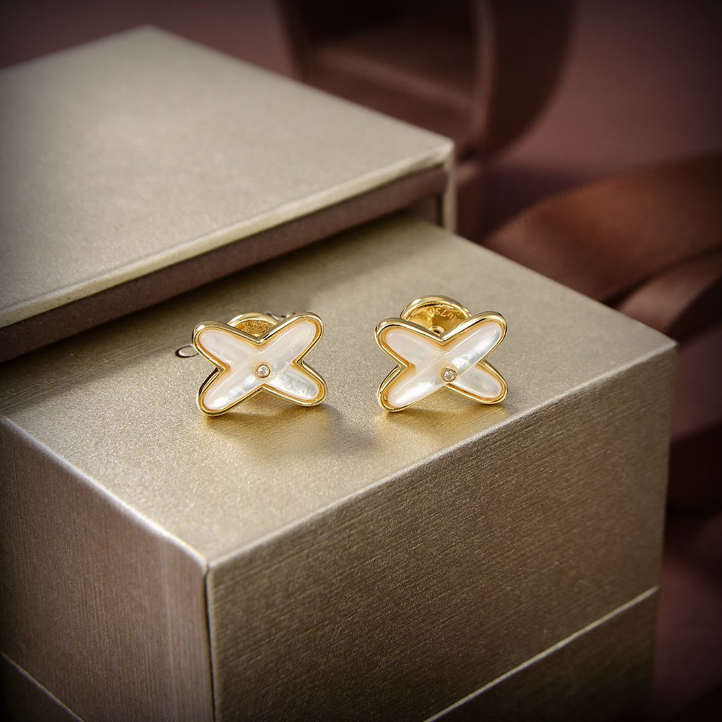 GlowJEUX DE WHITE MOP GOLD DIAMOND EARRINGS