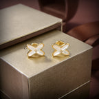 GlowJEUX DE WHITE MOP GOLD DIAMOND EARRINGS