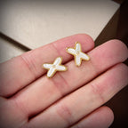 GlowJEUX DE WHITE MOP GOLD DIAMOND EARRINGS