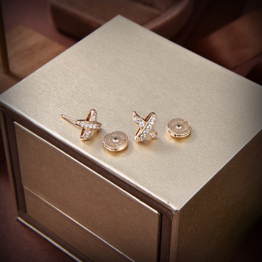 GlowJEUX DE GOLD DIAMOND EARRINGS