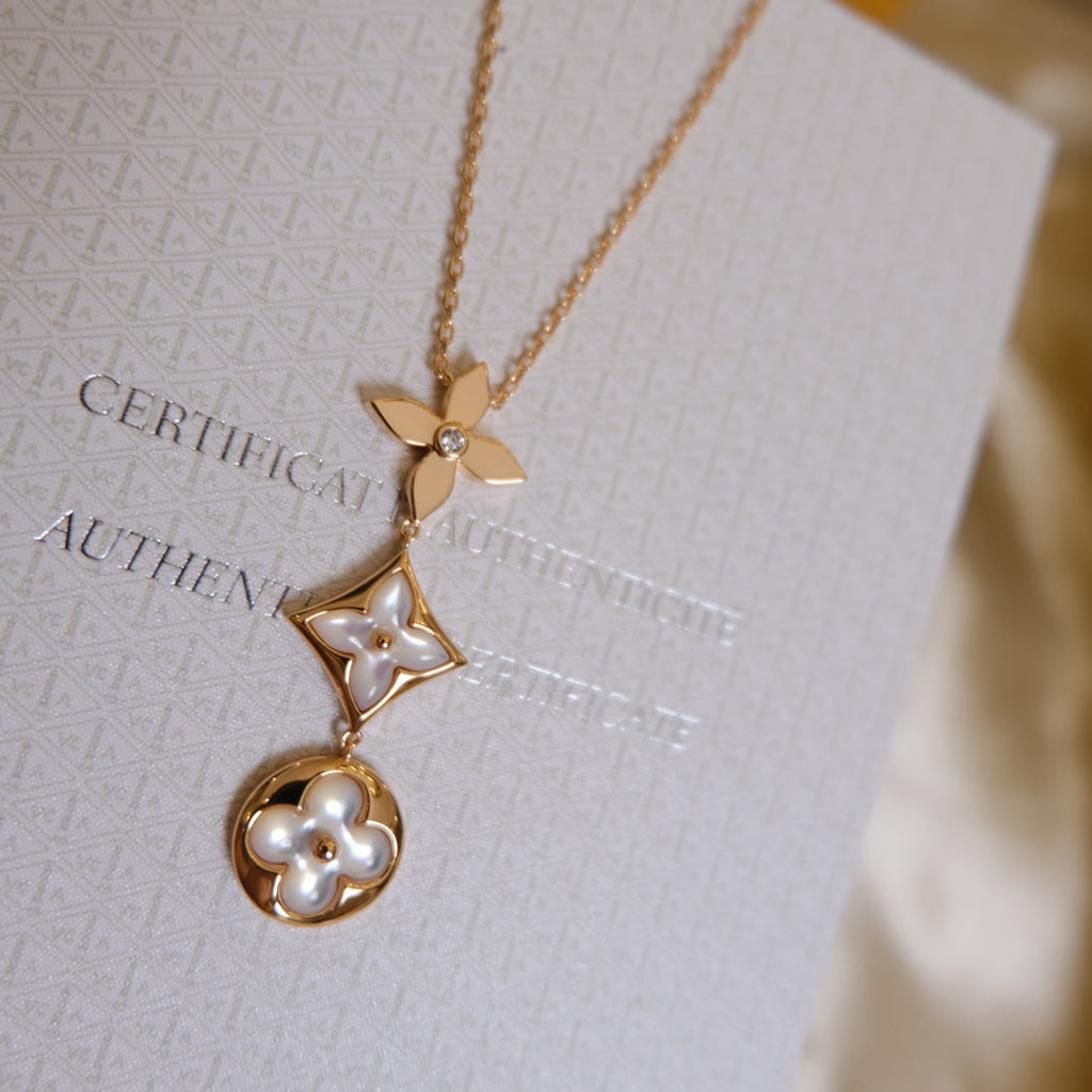 GlowCOLOR BLOSSOM LARIAT NECKLACE PINK GOLD WHITE MOTHER PEARL AND DIAMOND