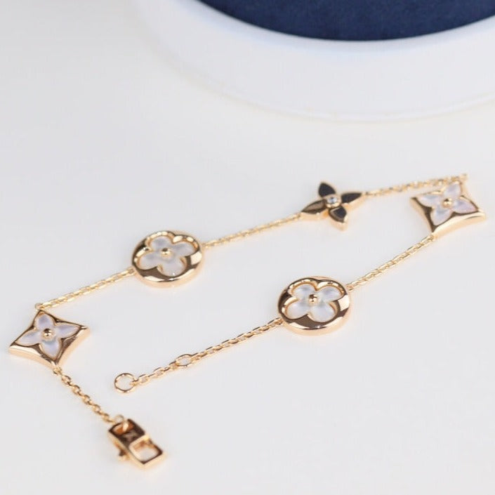 GlowLEAF CLOVER BRACELET