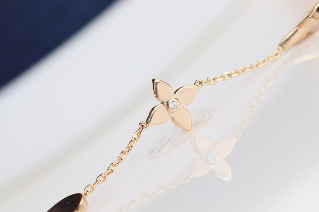 GlowLEAF CLOVER BRACELET