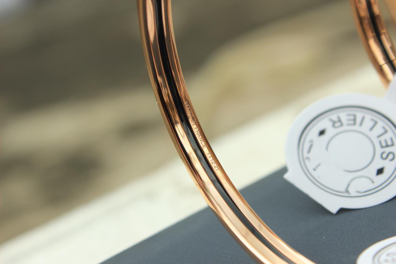 GlowHM UNI BANGLE BAG