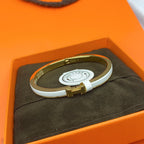 GlowCLASSIC HM CLIC WHITE 8MM ENAMEL BRACELET