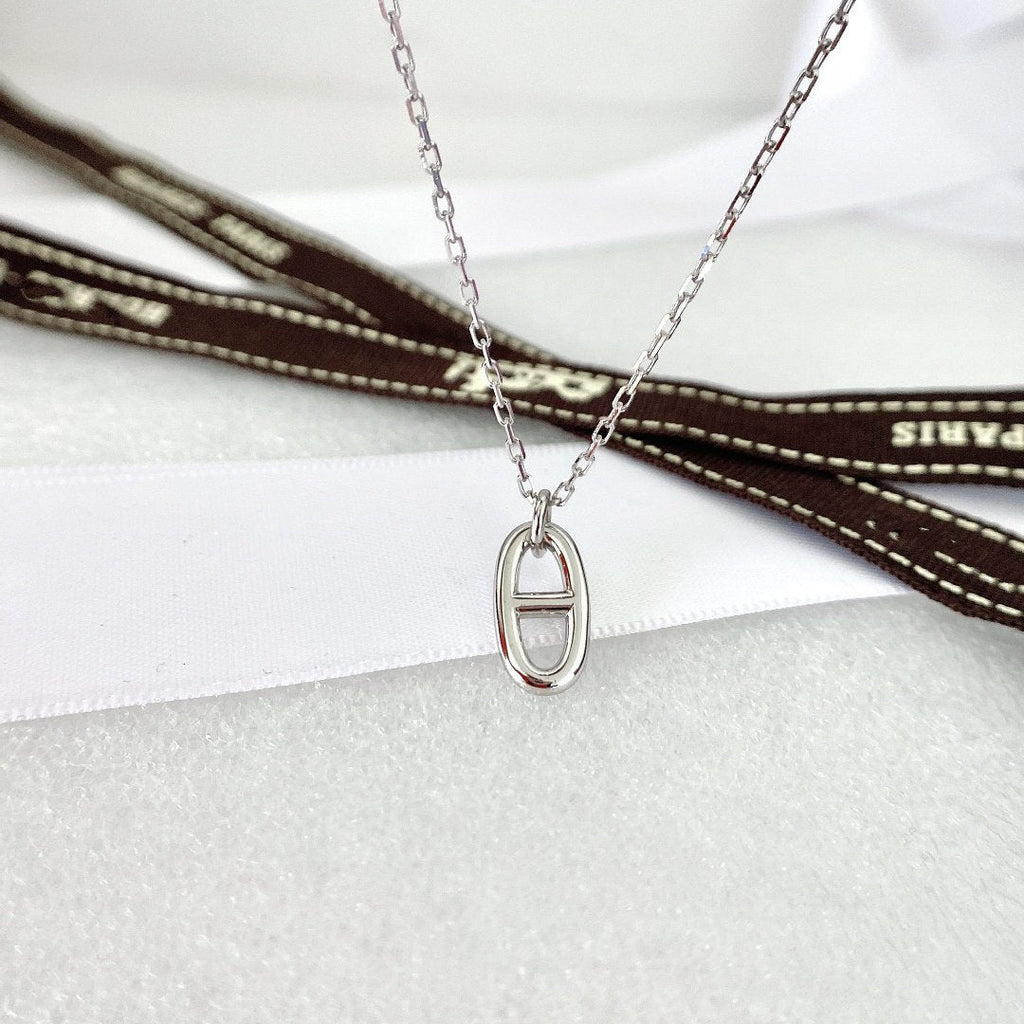 GlowHM PIG NOSE NECKLACE