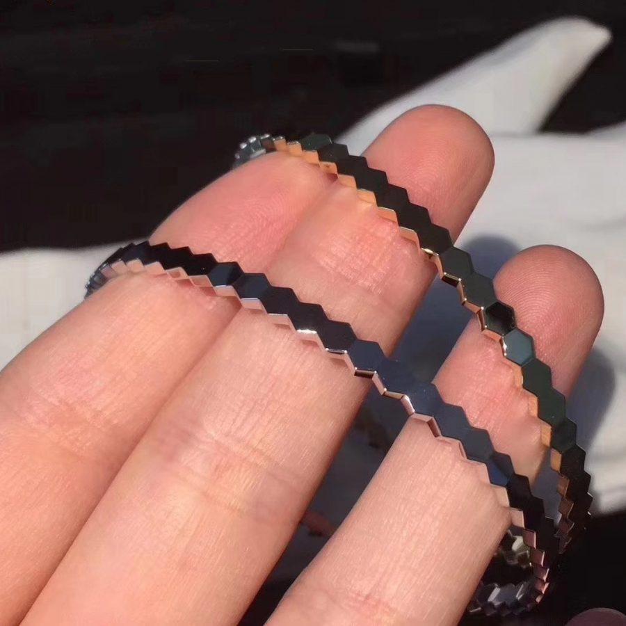 GlowBEE LOVE SILVER BRACELET