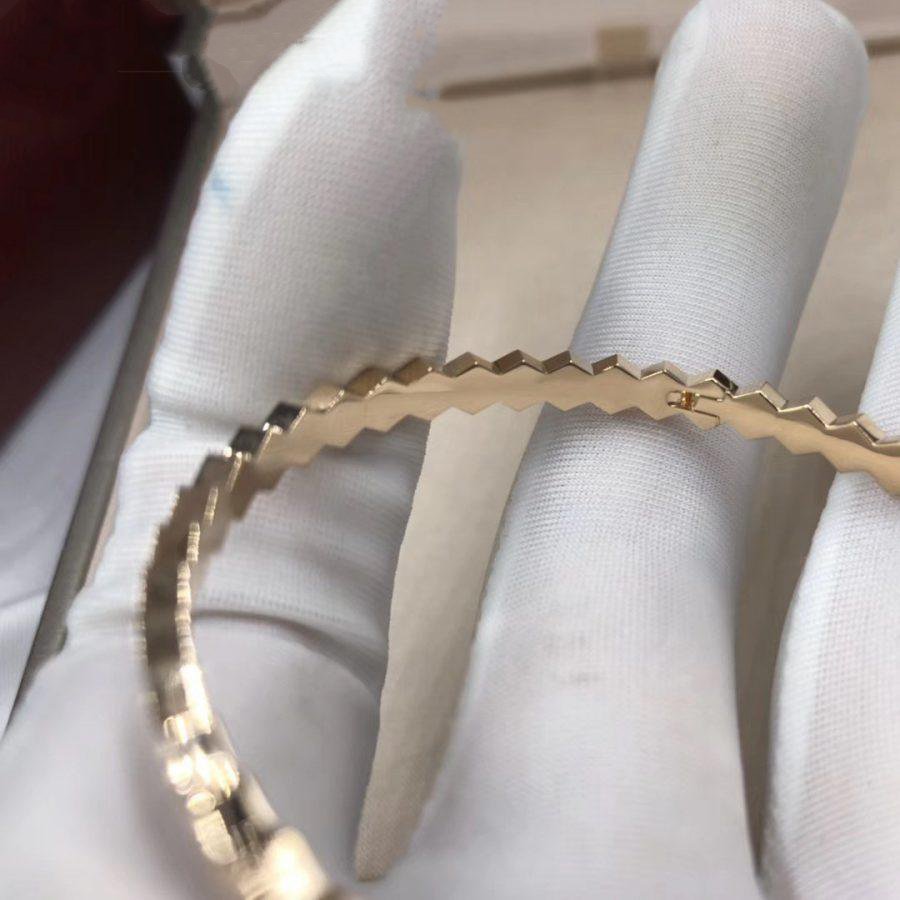 GlowBEE LOVE GOLD BRACELET