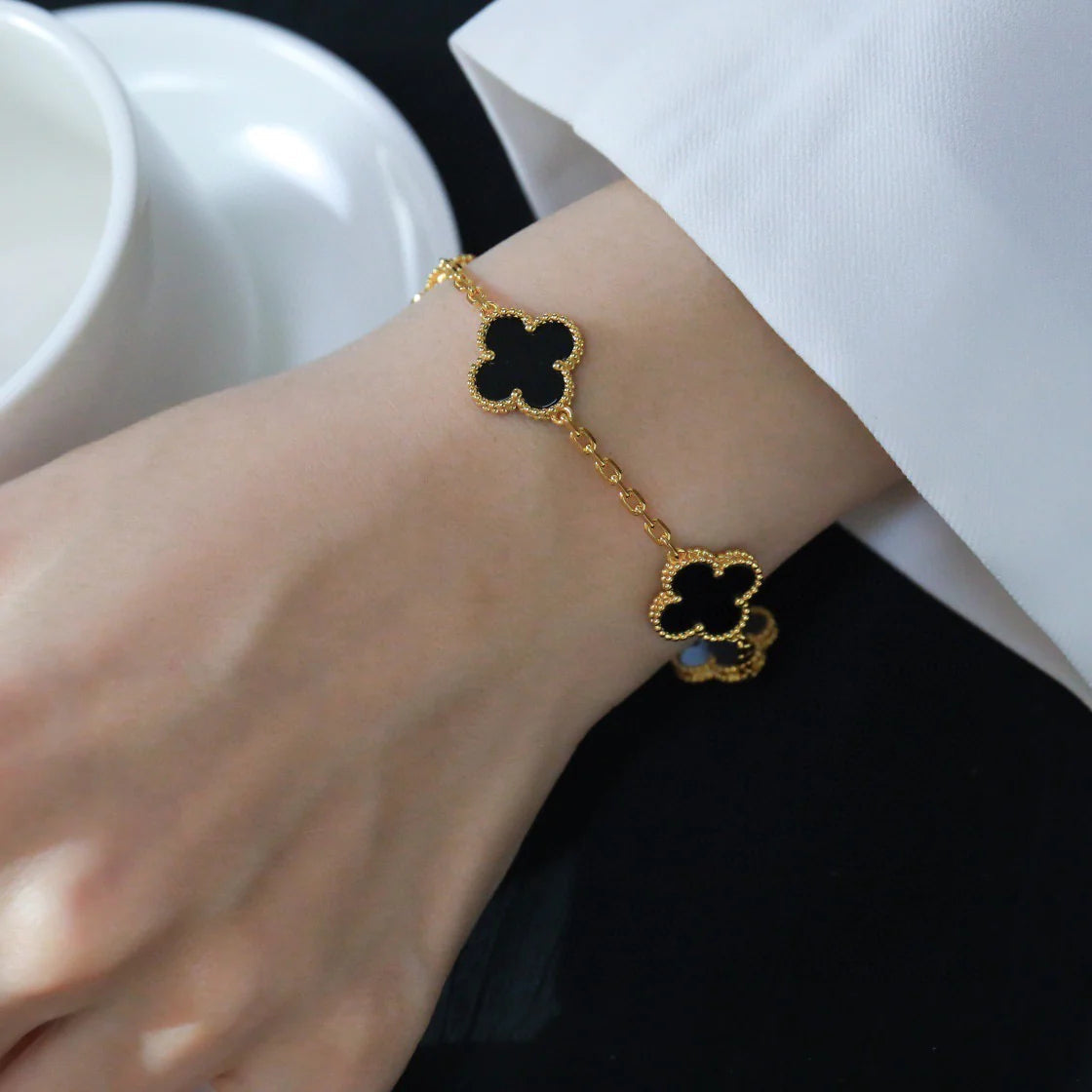 GlowCLOVER  5 MOTIFS BLACK ONYX BRACELET