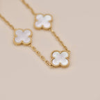 GlowCLOVER  5 MOTIF WHITE MOP BRACELET