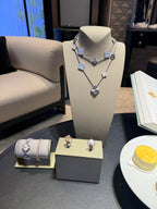 [Glow] 25 NEW CLOVER 15 MOTIFS PURPLE CHALCEDONY