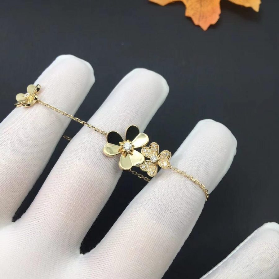 GlowFRIVOLE GOLD 5 FLOWERS BRACELET