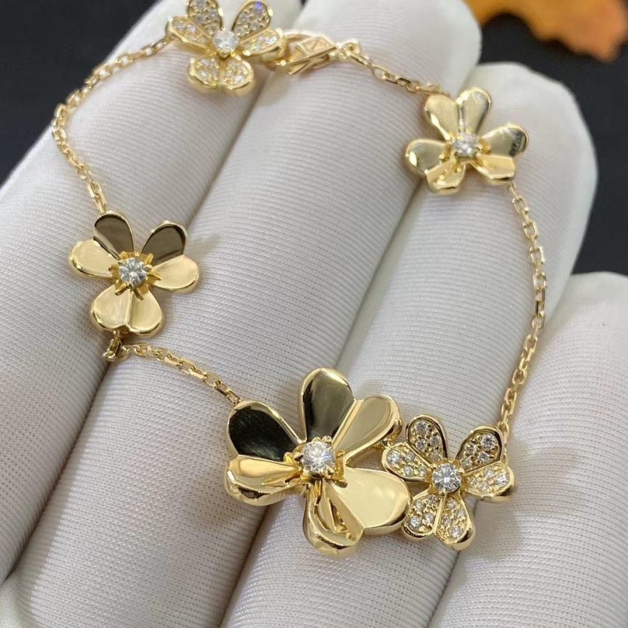 GlowFRIVOLE GOLD 5 FLOWERS BRACELET