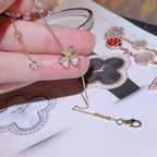 GlowFRIVOLE GOLD FLOWER DIAMOND BRACELET