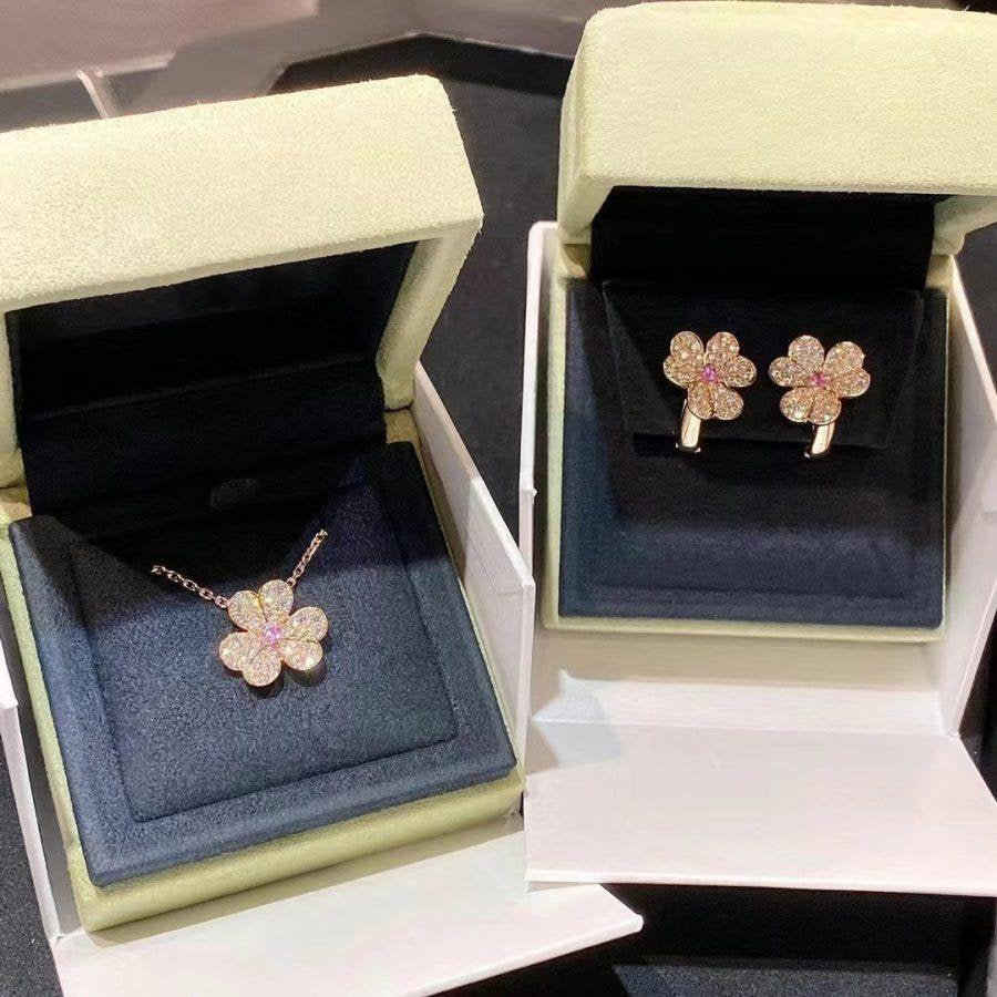 GlowFRIVOLE PINK GOLD FLOWER DIAMOND EARRINGS