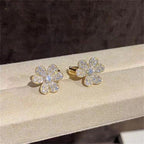 GlowFRIVOLE GOLD FLOWER DIAMOND EARRINGS