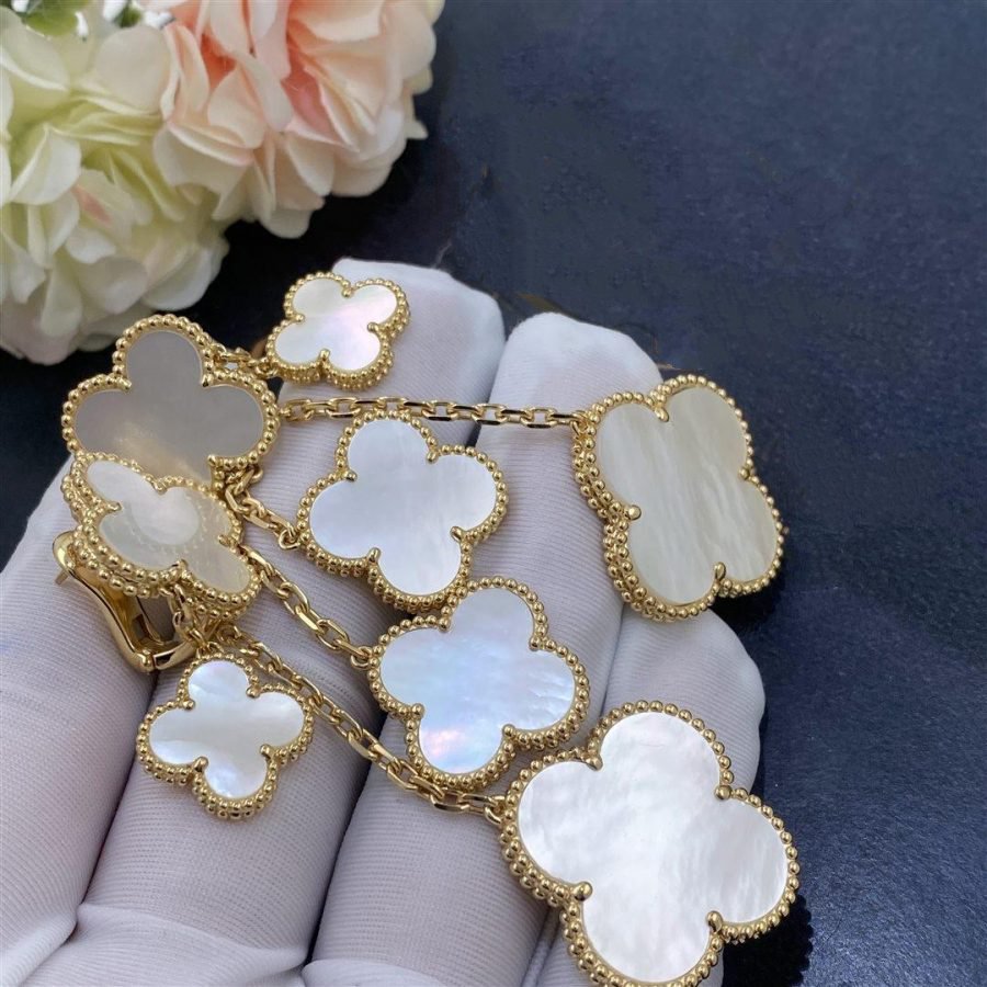 GlowCLOVER EARRINGS WHITE MOP 4 MOTIFS GOLD