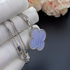GlowCLOVER SILVER CHALCEDONY BIG CLOVER NECKLACE