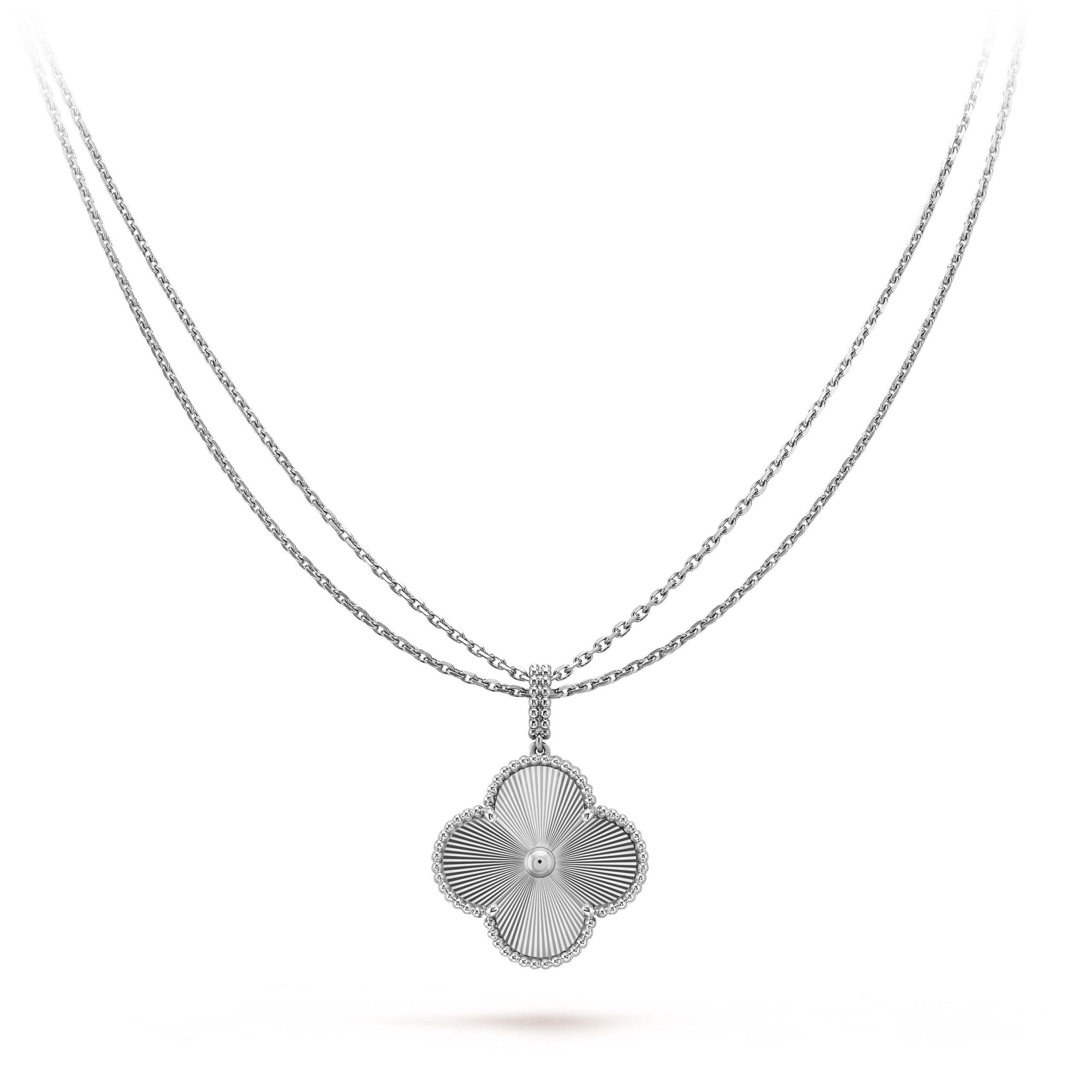 GlowCLOVER 25MM SILVER BIG CLOVER NECKLACE