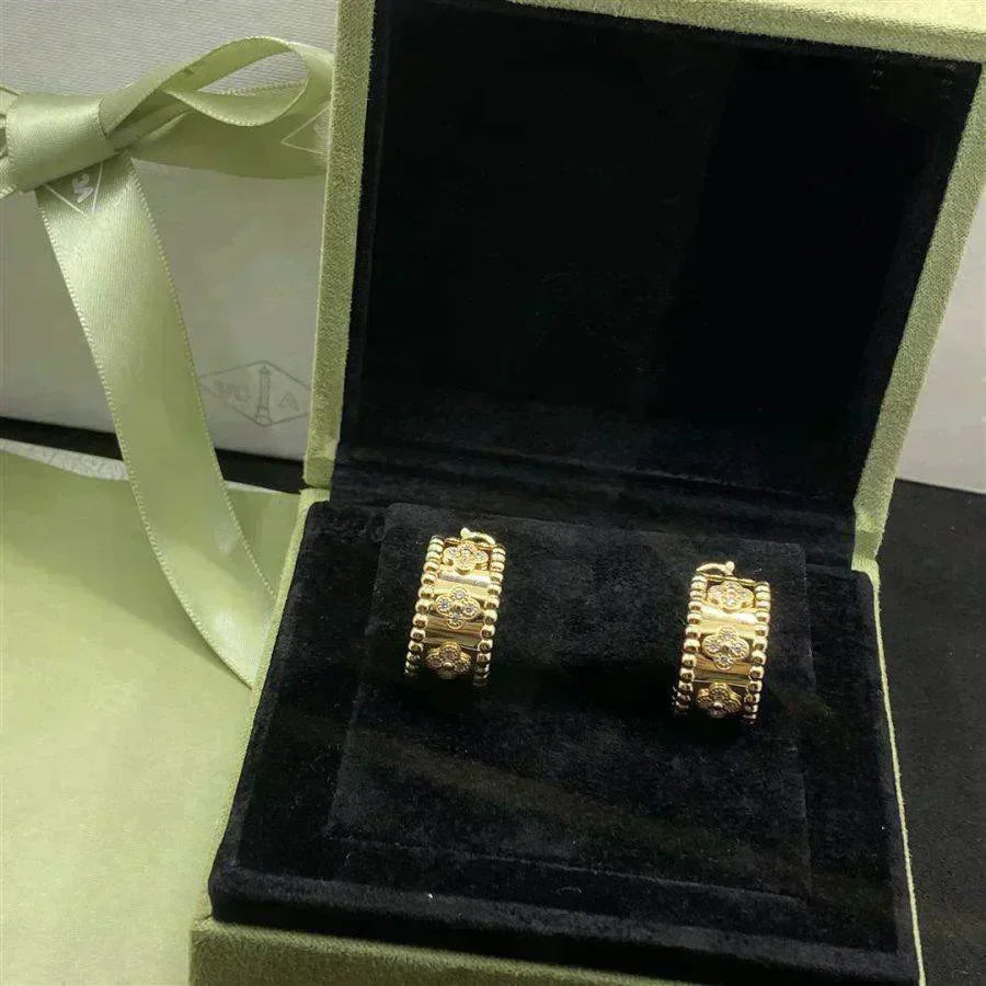 GlowPERLEE DIAMOND EARRINGS