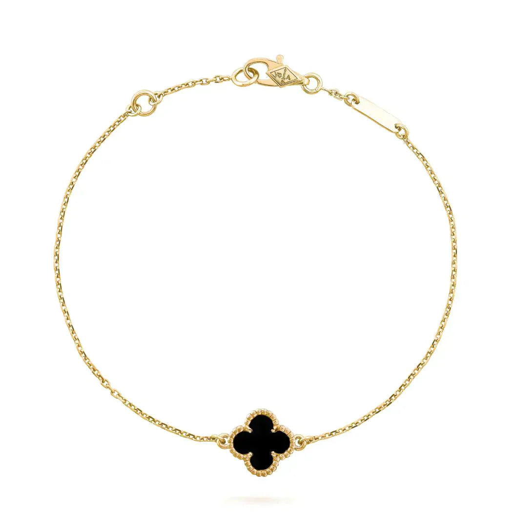 GlowCLOVER ONYX SINGLE FLOWER BRACELET
