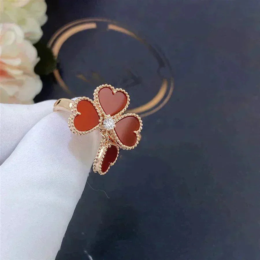 GlowSWEET CLOVER CARNELIAN RING